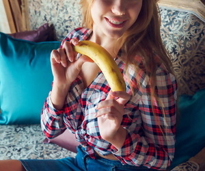 X teen ryana Schalen ein Banane